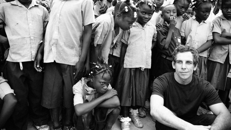 El actor Ben Stiller, en una campaña de Omaze para recaudar fondos para apoyar la educación de los niños en el mundo.
