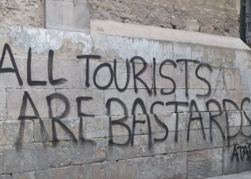 El Gobierno insta a la Abogacía del Estado a denunciar los ataques contra el turismo El Gobierno insta a la Abogacía del Estado a denunciar los ataques contra el turismo