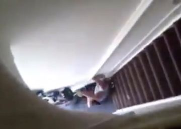 Un anfitrión de Airbnb tira por las escaleras a una huésped en Holanda Un anfitrión de Airbnb tira por las escaleras a una huésped en Holanda