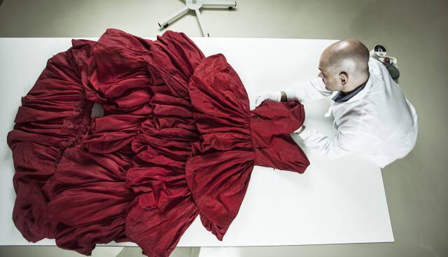 El legado del maestro Balenciaga