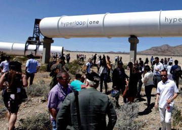 El coche autónomo y el Hyperloop, el futuro del transporte El coche autónomo y el Hyperloop, el futuro del transporte