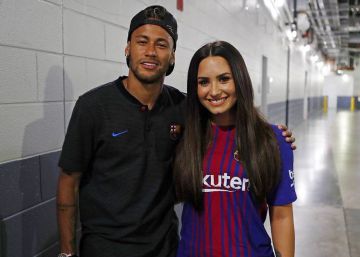 Neymar conoce a su admirada Demi Lovato Neymar conoce a su admirada Demi Lovato
