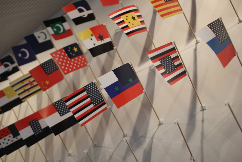 'One flag every day'.
