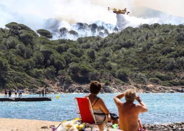 Varios incendios calcinan el sureste de Francia Varios incendios calcinan el sureste de Francia