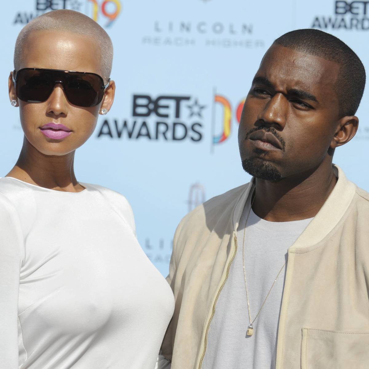 Amber Rose y Kanye West, en junio de 2009.
