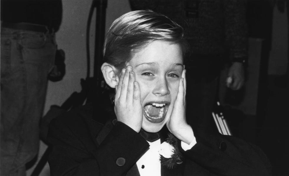 Macaulay Culkin en la entrega de los Globos de Oro de 1991.