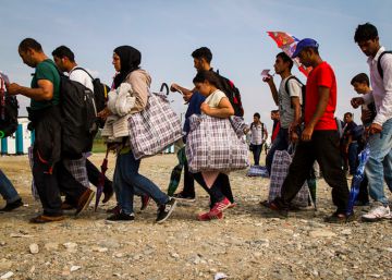 ¿Cómo influir las actitudes públicas hacia la inmigración? ¿Cómo influir las actitudes públicas hacia la inmigración?