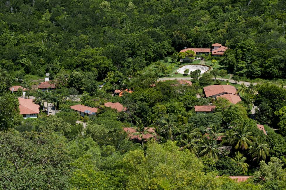 Visão atual da fazenda de Sebastião Salgado. A transformação da paisagem aconteceu em pouco mais de una década.