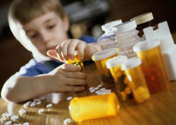 Cómo actuar si tu hijo se traga un medicamento por error Cómo actuar si tu hijo se traga un medicamento por error