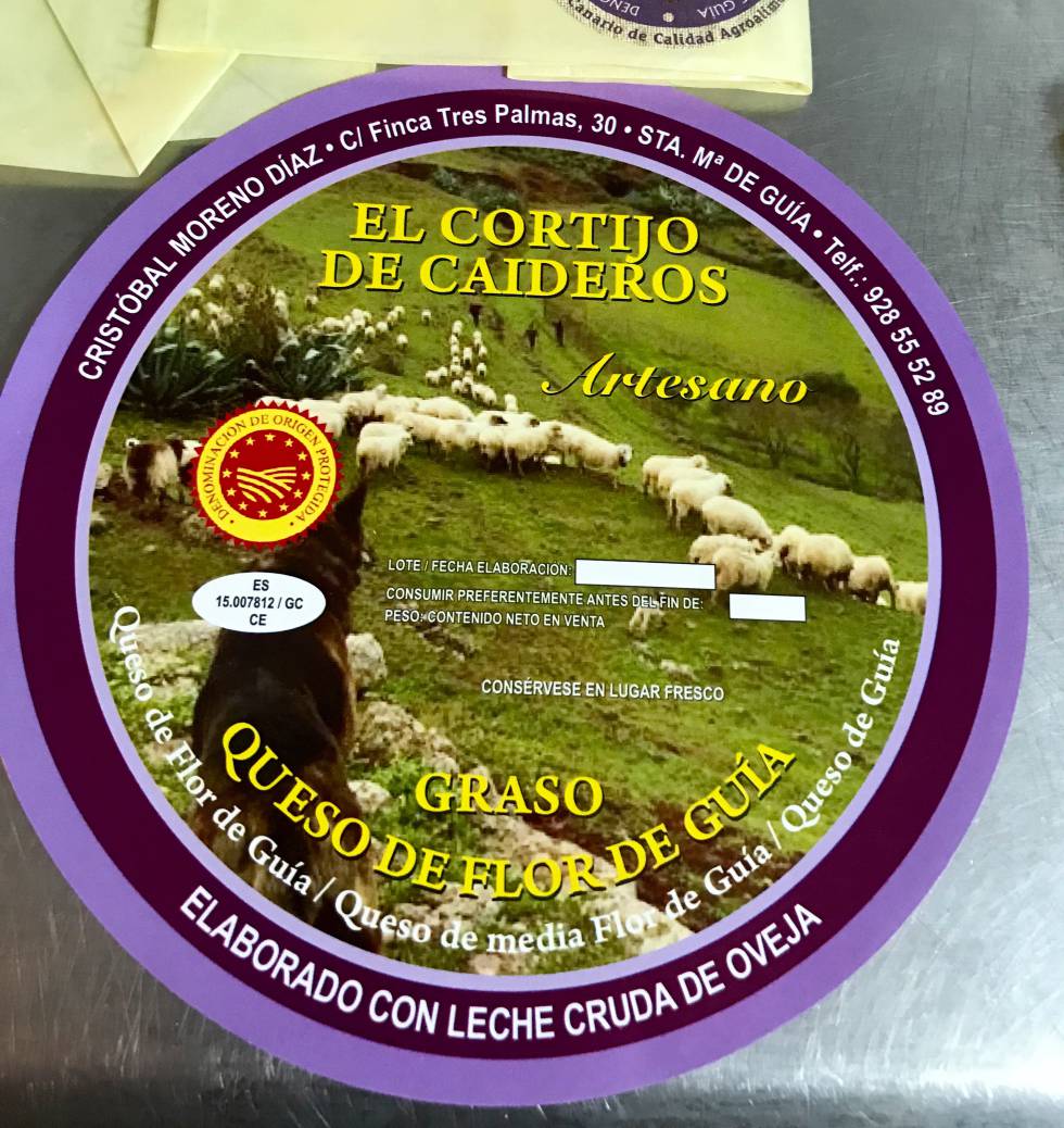 ETIQUETA DEL GRAN QUESO FLOR DE GUÍA EL CORTIJO DE CAIDEROS CAPEL