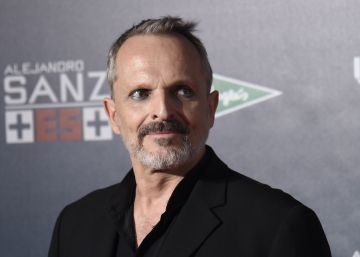 Miguel Bosé denuncia una extorsión de 60.000 dólares por unas fotografías de sus hijos Miguel Bosé denuncia una extorsión de 60.000 dólares por unas fotografías de sus hijos