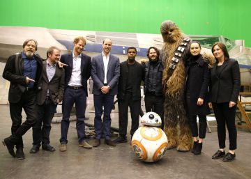 Guillermo y Enrique de Inglaterra hacen un cameo en ‘Star Wars’ Guillermo y Enrique de Inglaterra hacen un cameo en ‘Star Wars’