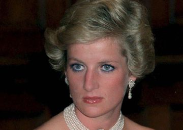 El bolso fetiche de Diana de Gales, a subasta