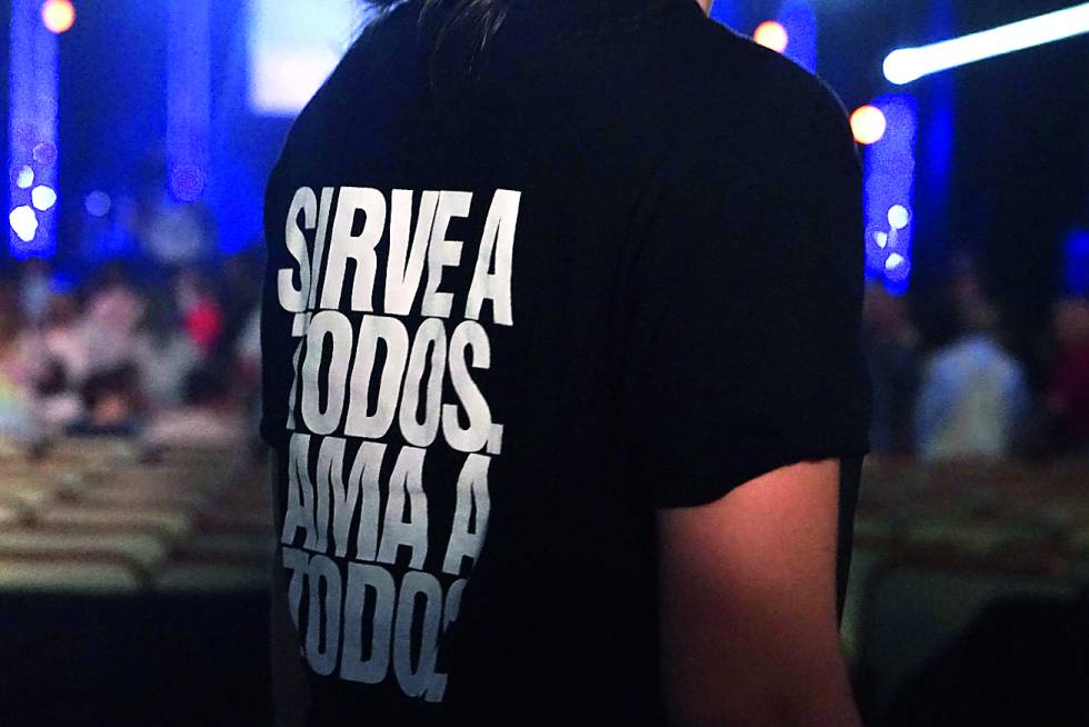 Entramos en la iglesia que monta fiestas en una discoteca de Barcelona y ha cautivado a Justin Bieber