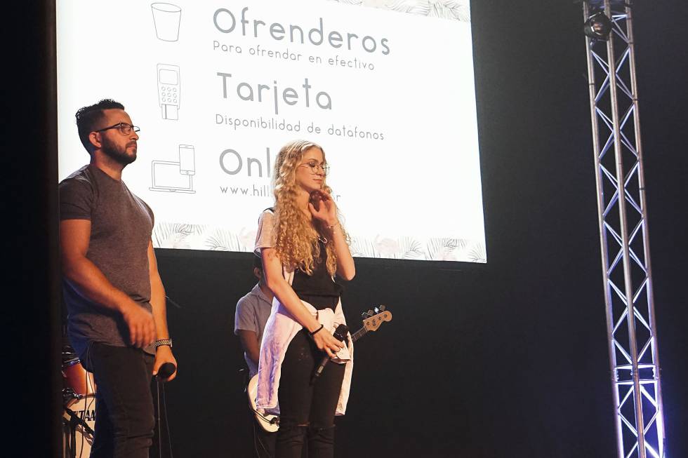 Entramos en la iglesia que monta fiestas en una discoteca de Barcelona y ha cautivado a Justin Bieber