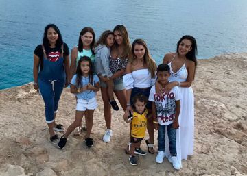 Georgina Rodríguez ejerce de madre de Cristiano júnior