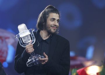 Salvador Sobral se retira por un grave problema de corazón Salvador Sobral se retira por un grave problema de corazón