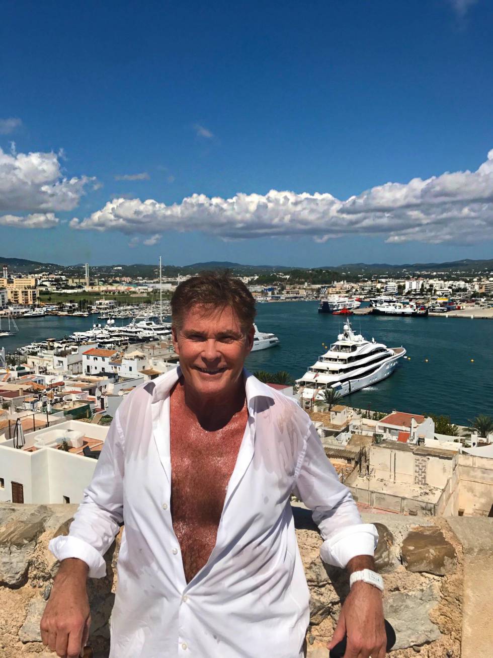 Esta es la foto de David Hasselhoff sudando en Ibiza que eliminó horas después de publicarla