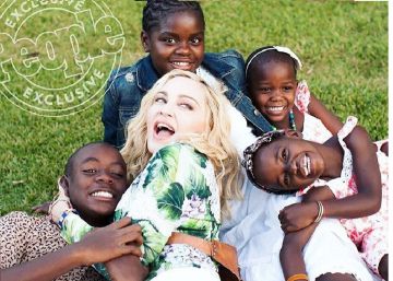 Madonna habla de la primera vez que adoptó: “Lloraba hasta dormirme” Madonna habla de la primera vez que adoptó: “Lloraba hasta dormirme”