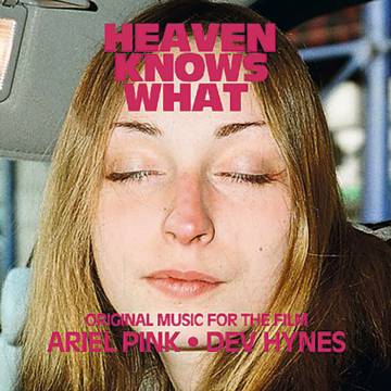 Adicto a las rayas y las gafas cutres: así es el regreso de Ariel Pink