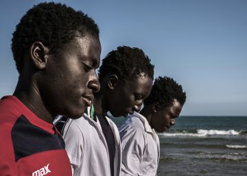 El 77% de los niños que emigran por el Mediterráneo sufre abusos El 77% de los niños que emigran por el Mediterráneo sufre abusos