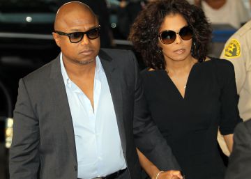 El hermano de Janet Jackson asegura que la cantante era una prisionera en su propia casa El hermano de Janet Jackson asegura que la cantante era una prisionera en su propia casa