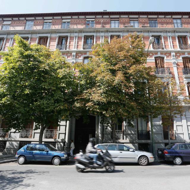 El lujoso edificio de la calle de General Castaños, número 3.