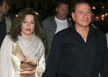 La batalla sin fin de Berlusconi y su exmujer por dinero La batalla sin fin de Berlusconi y su exmujer por dinero