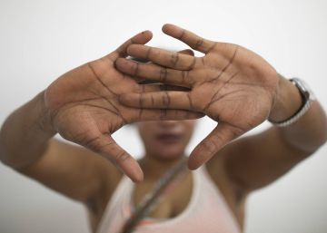 Vota: ¿Regular o prohibir la prostitución?