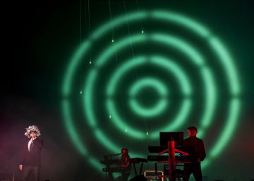 El robo fantasma de cuatro travestis a los Pet Shop Boys El robo fantasma de cuatro travestis a los Pet Shop Boys