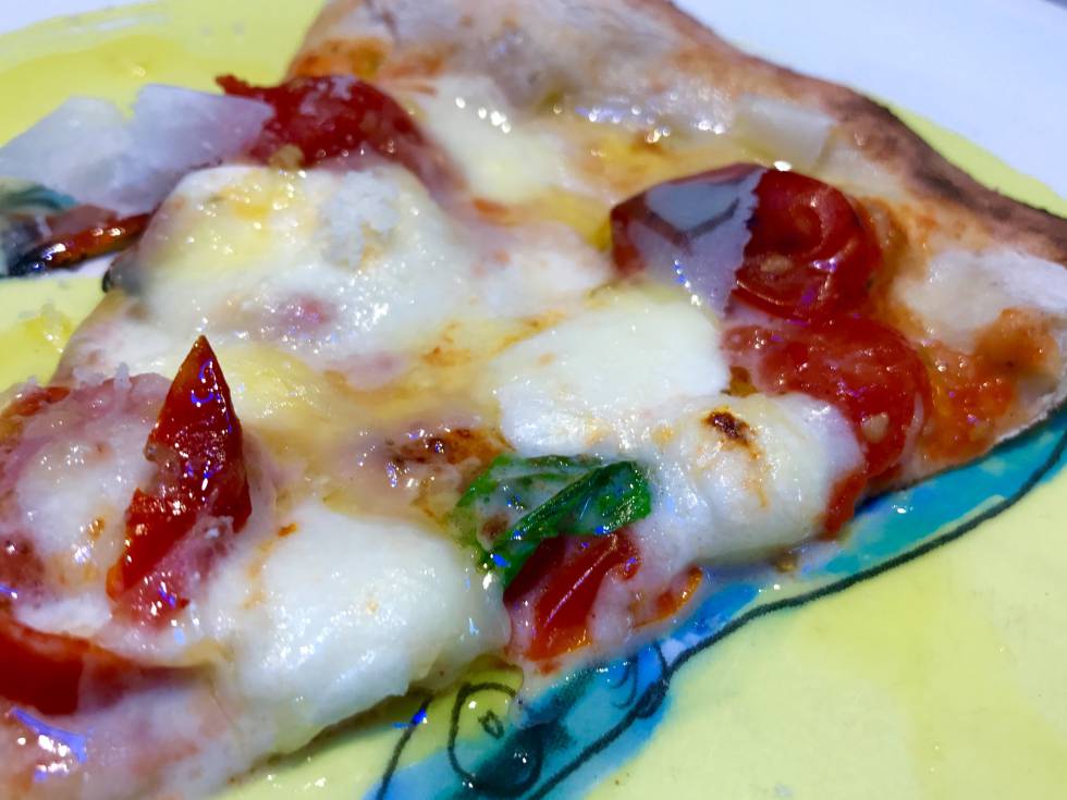 PORCIÓN DE PIZZA MARGHERITTA CAPEL