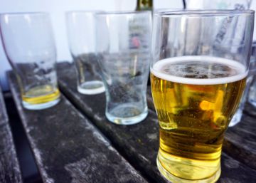 O consumo de álcool provoca 250.000 mortes por câncer de fígado a cada ano