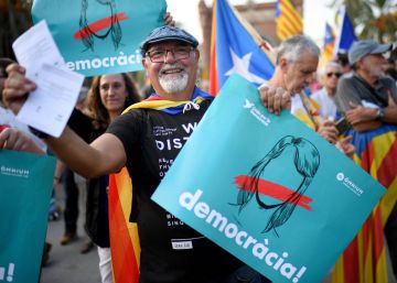 Europa nada y guarda la ropa