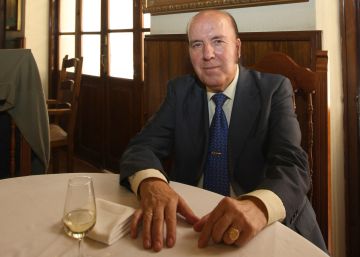 Chiquito de la Calzada, hospitalizado tras ser rescatado por los bomberos de su casa de Málaga Chiquito de la Calzada, hospitalizado tras ser rescatado por los bomberos de su casa de Málaga