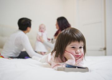 Aprende a gestionar los celos entre hermanos en seis pasos