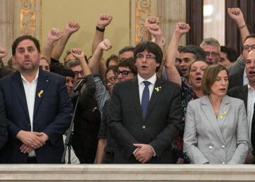 La prensa internacional ve la “República catalana”como una ficción