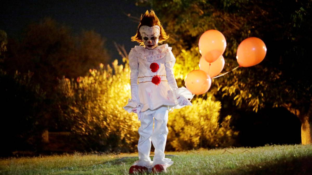 Un niño disfrazado de Pennywise, de la película It, en Ciudad Juárez (México).