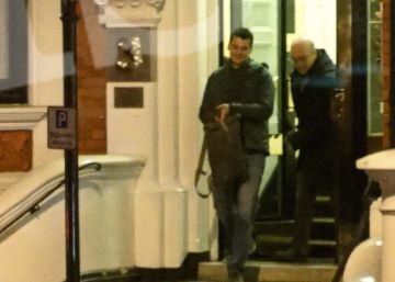 Visita a Julian Assange en la Embajada de Ecuador en Londres