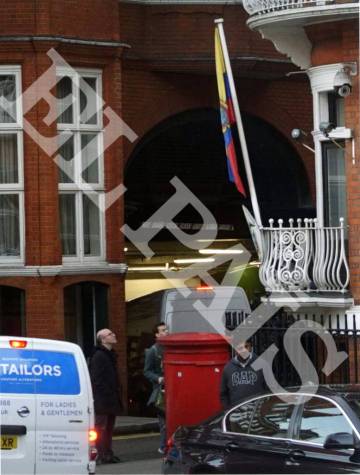 Key Catalan ideologue met with Julian Assange in London