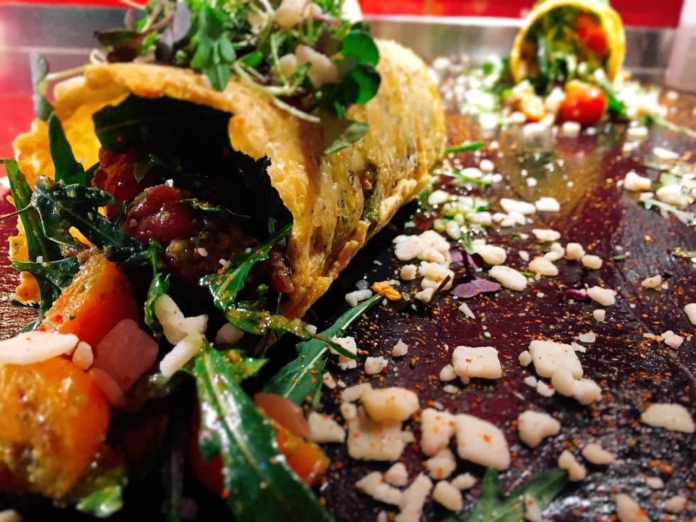 Eric, el batería de Los Planetas, nos descubre las mejores tapas de su bar de Granada