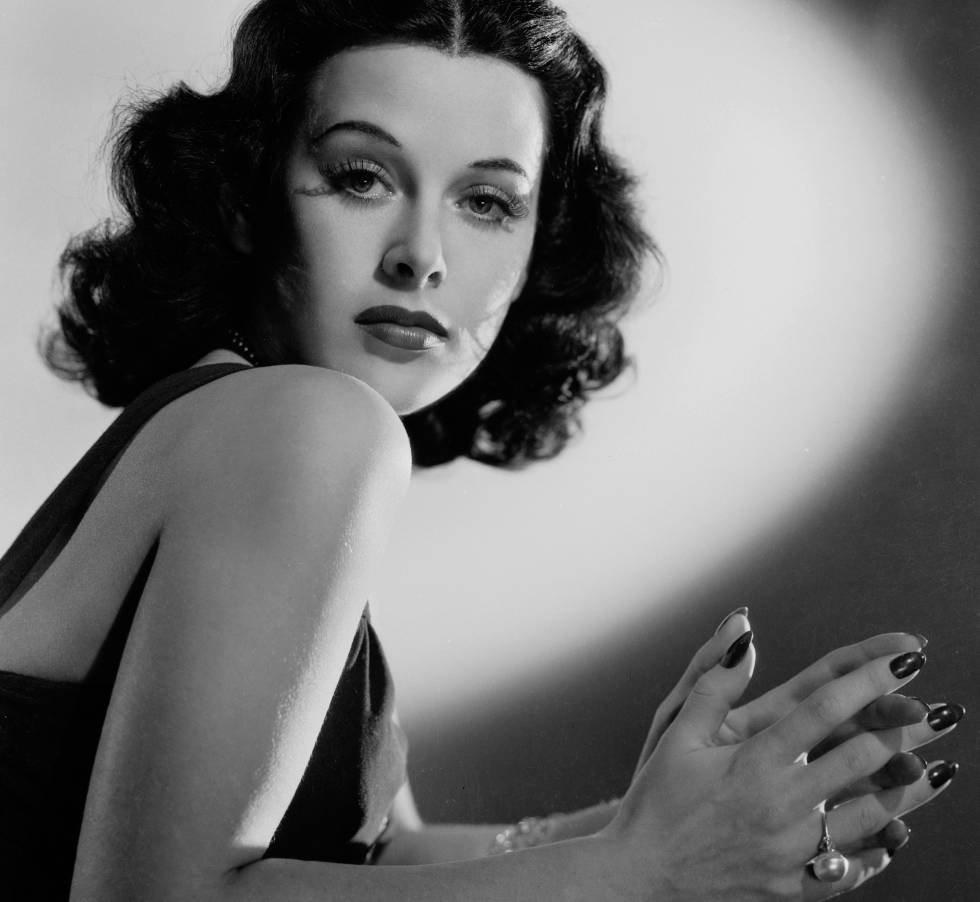 Hedy Lamarr: Estrella, inventora y precursora de la wifi