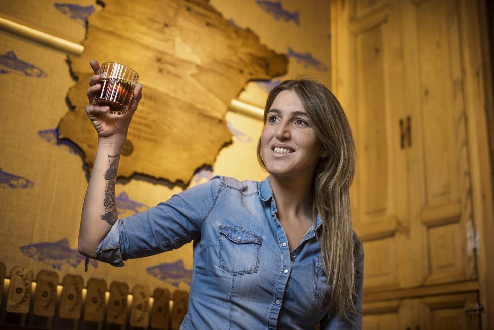Nagore Irazuegi in her restaurantvermutería Arima Basque Gastronomy Madrid.