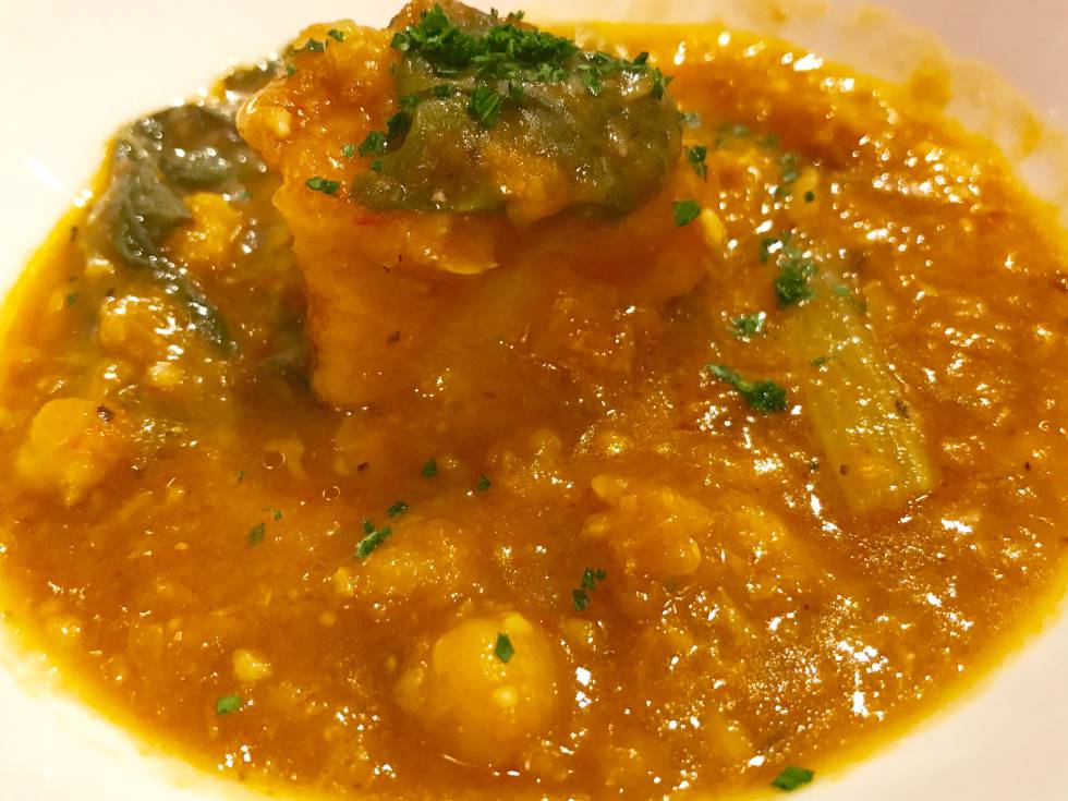 BACALAO CON GARBANZOS CAPEL