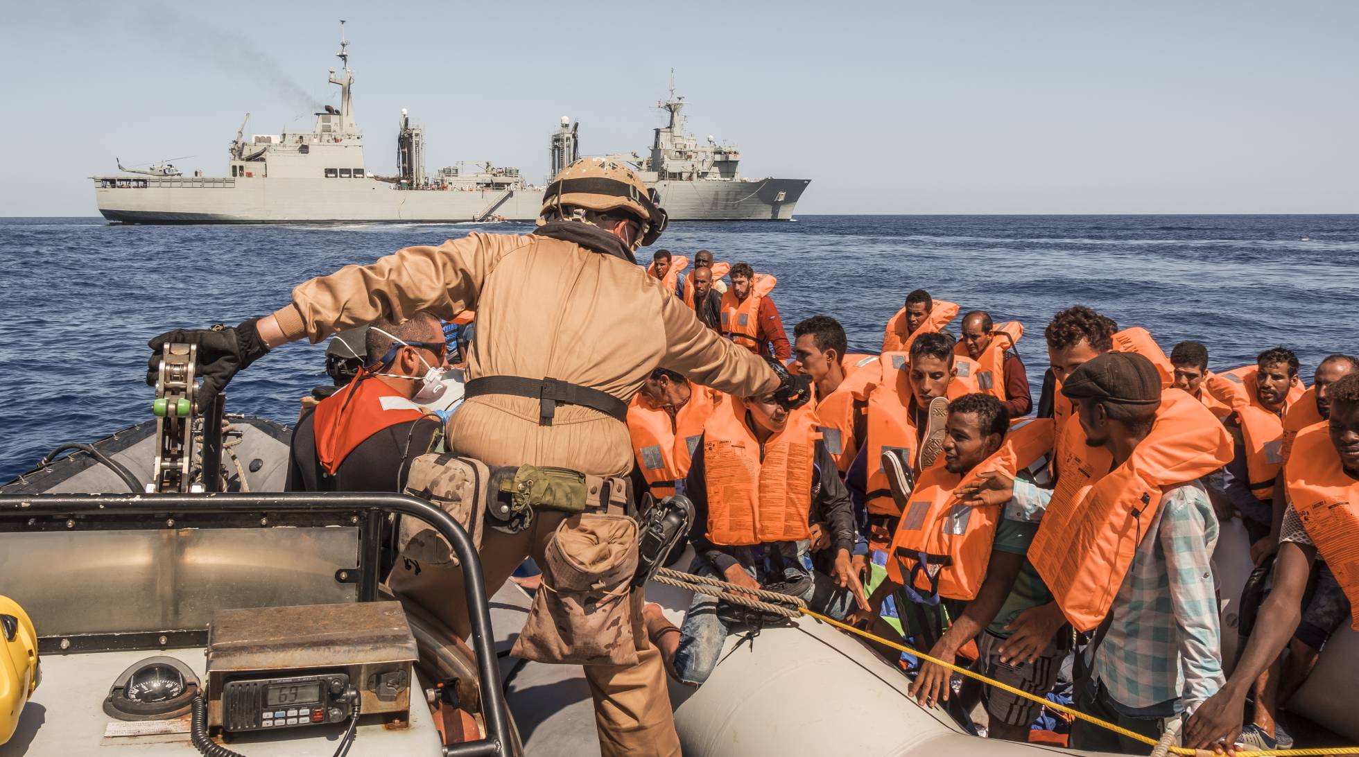 En el corazón de la misión de la UE en el Mediterráneo