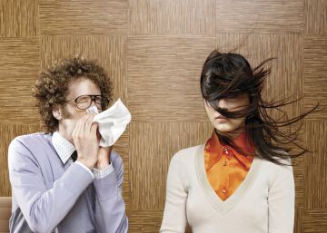 Cómo diferenciar una gripe de un simple resfriado (y cuándo deja de ser contagioso)