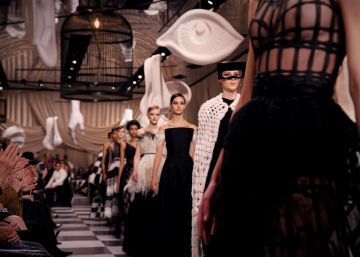 Un viaje surrealista por la alta costura