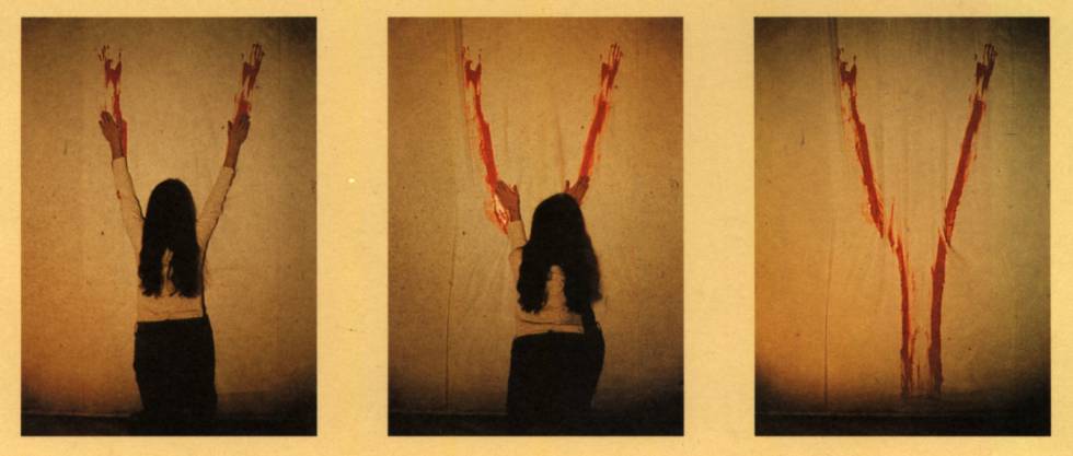 Obra 'Body Tracks', serie realizada en 1974 por la artista Ana Mendieta.