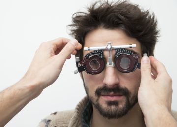 La causa de que cada vez más personas tengan miopía (y cómo prevenirla)
