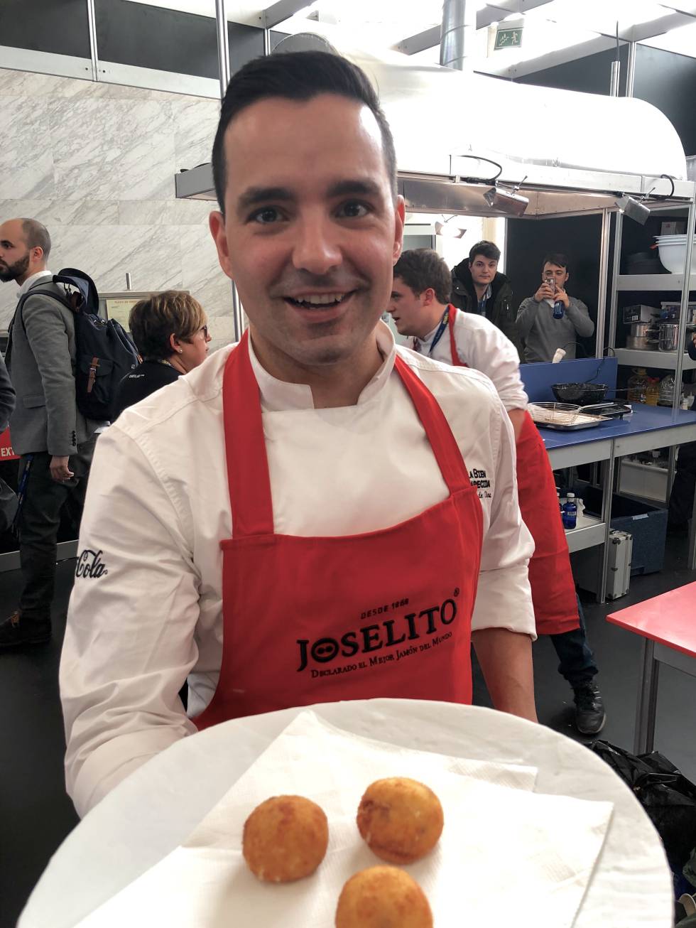 JOSE DE DIOS DEL RESTAURANTE LA BIEN APARECIDA Y LA PRIMERA CAPEL