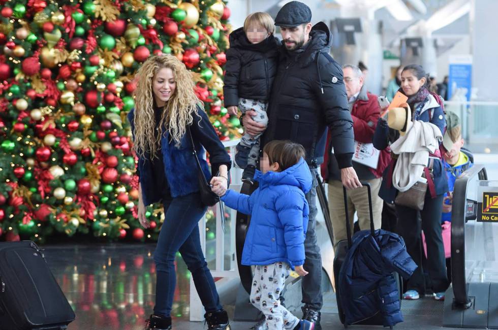 Shakira, Piqué i els seus dos fills a Nova York al desembre.